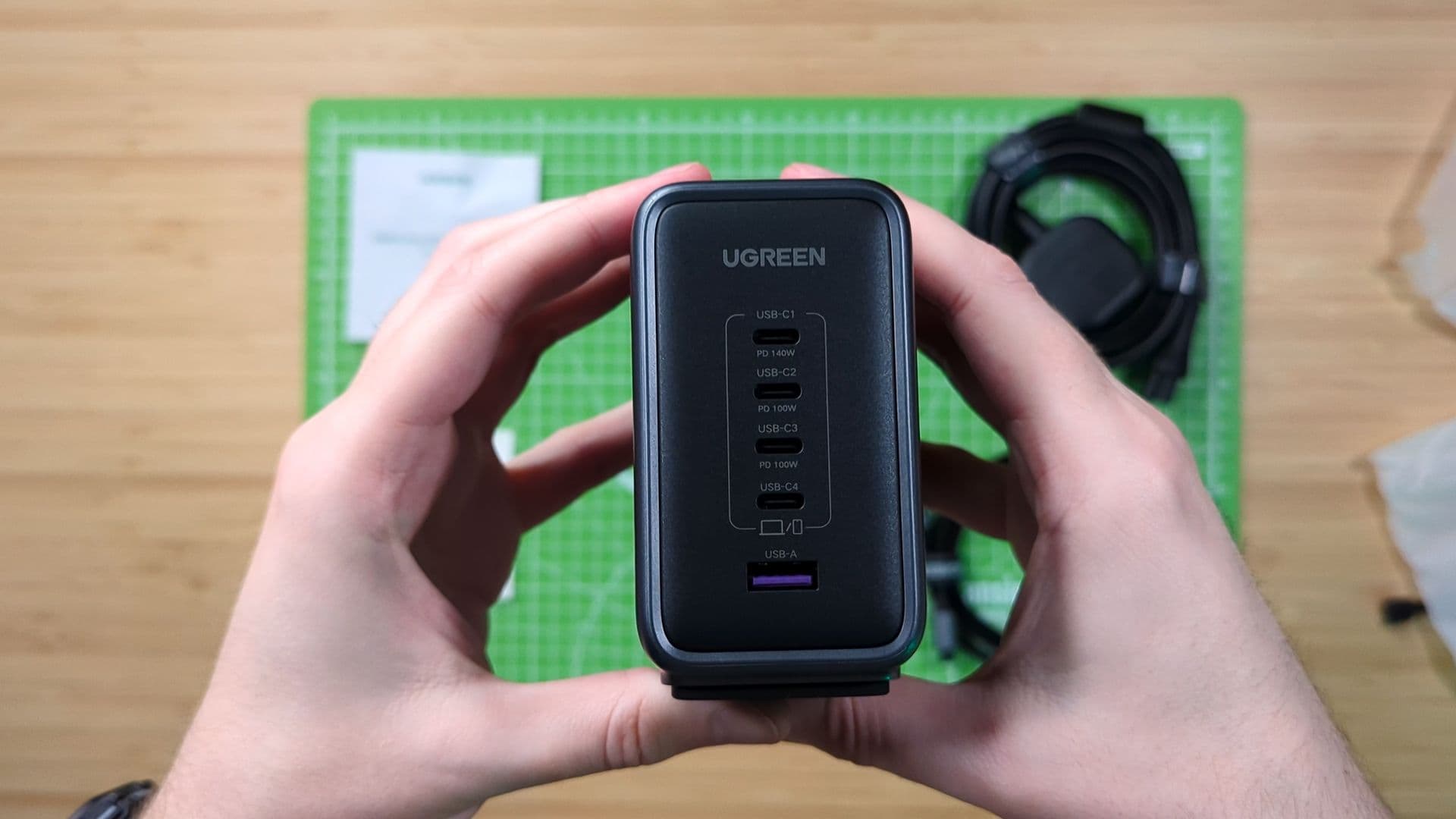 Ugreen Nexode 300W Ports